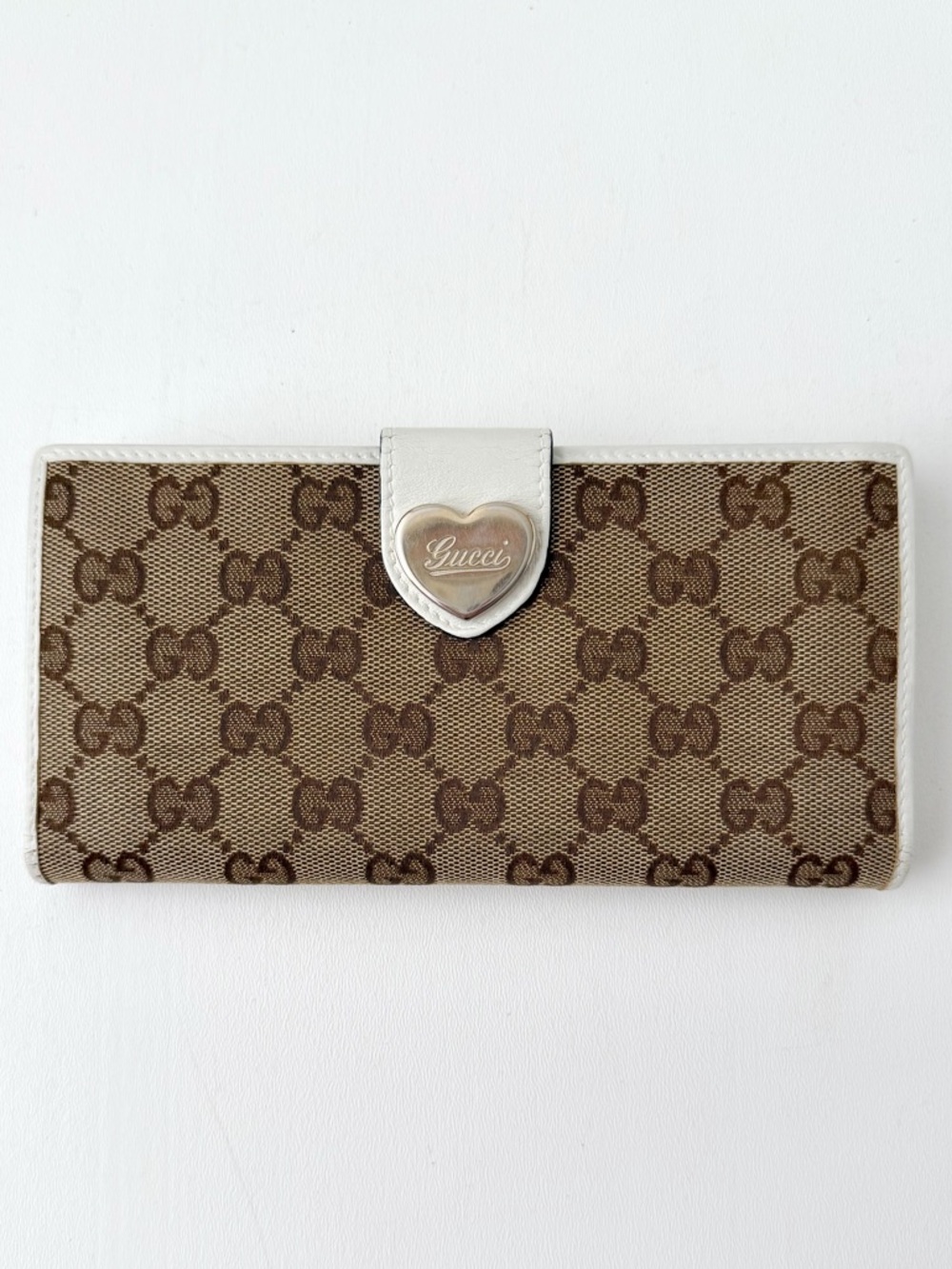 GUCCI‎ | GG Canvas Heart Flap Wallet Beige White Monogram Logo Y2K